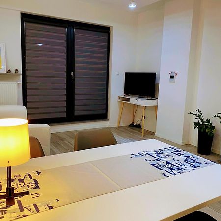 Apartament Dobry Dom Warszawa Екстер'єр фото
