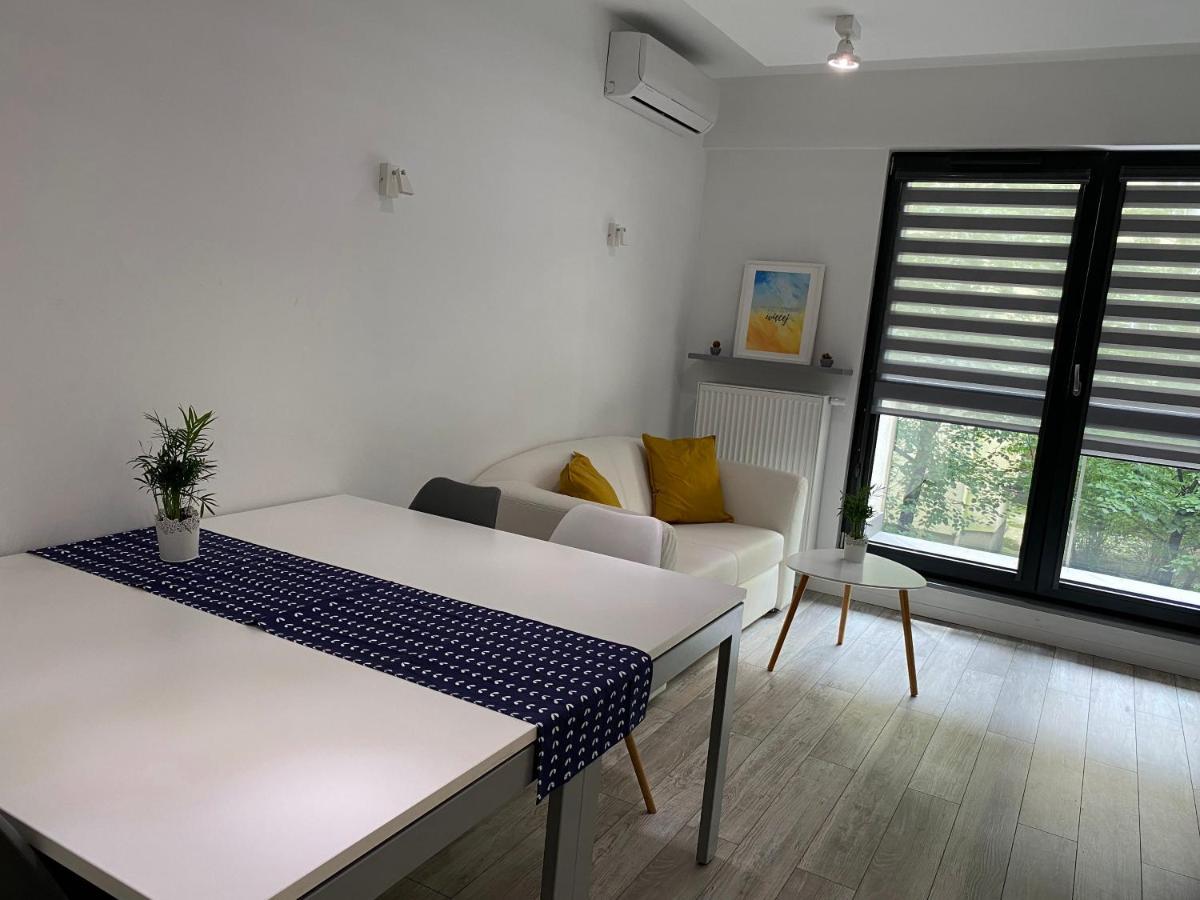 Apartament Dobry Dom Warszawa Екстер'єр фото