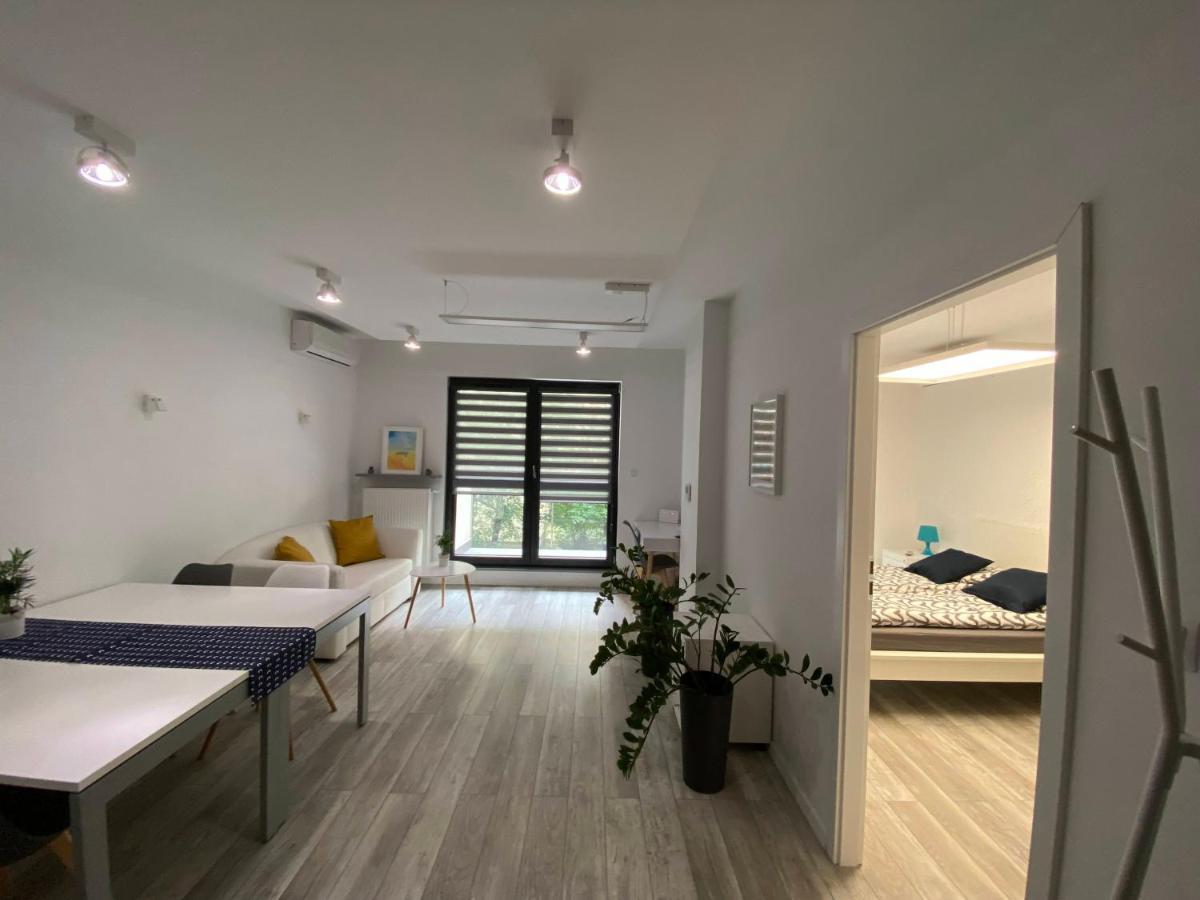 Apartament Dobry Dom Warszawa Екстер'єр фото